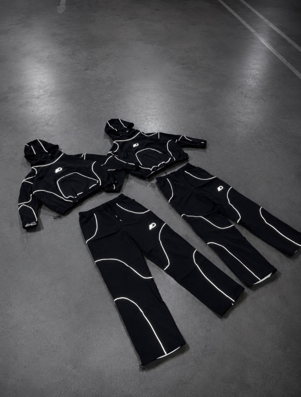 REFLECTIVE-STRIP MASK HOODIE SET