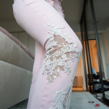 Lace Trim Flare Jeans（Pink）